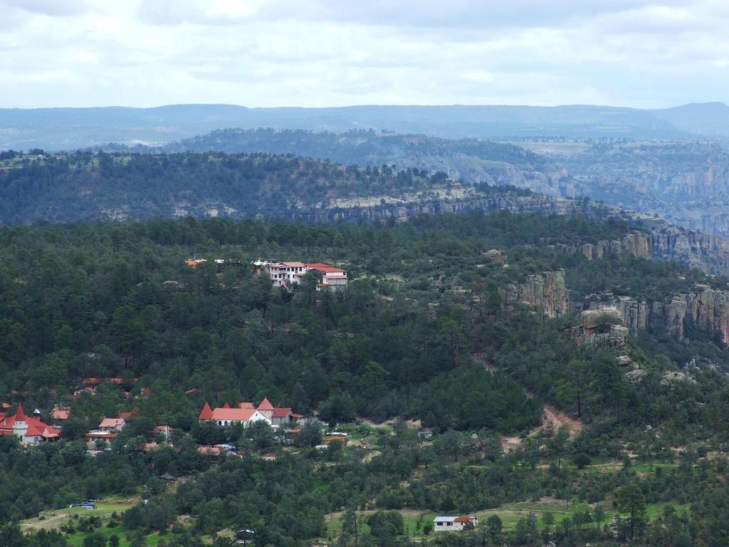 Hotel Mansion Tarahumara Areponapuchi エクステリア 写真