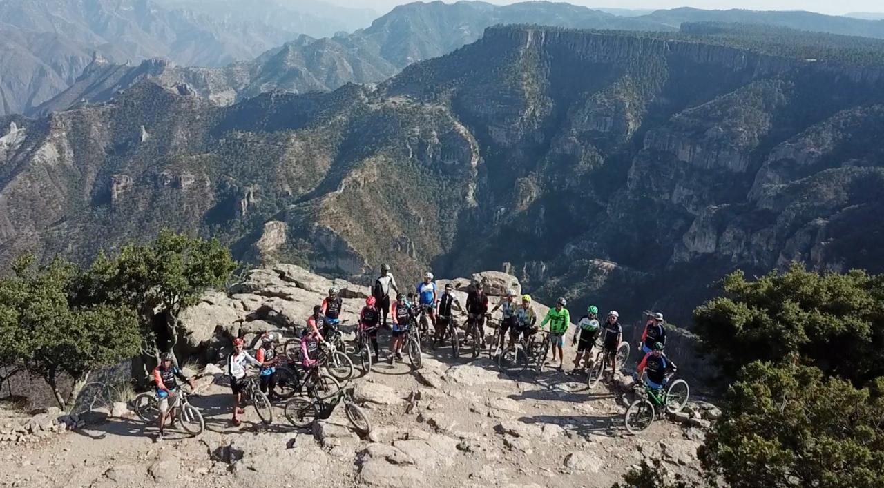 Hotel Mansion Tarahumara Areponapuchi エクステリア 写真