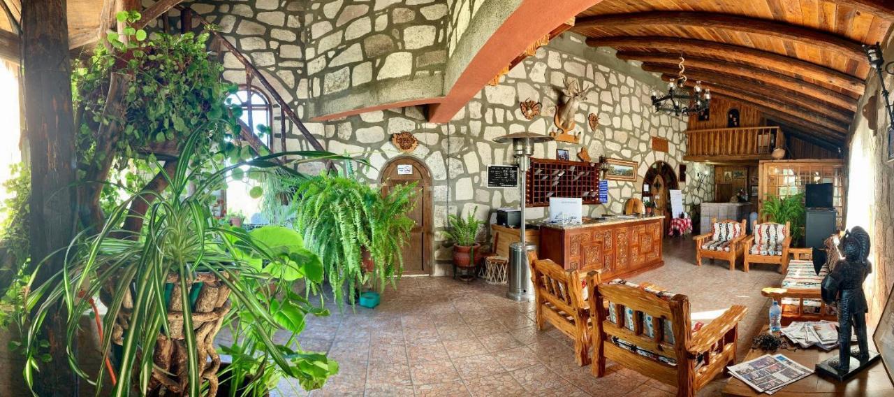 Hotel Mansion Tarahumara Areponapuchi エクステリア 写真